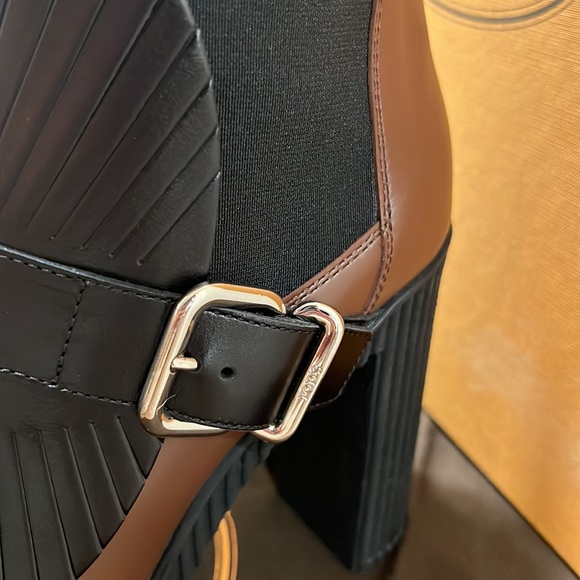 Tod's Gomma T115 64A Tron Ghetta Bootie - Picture 10 of 16